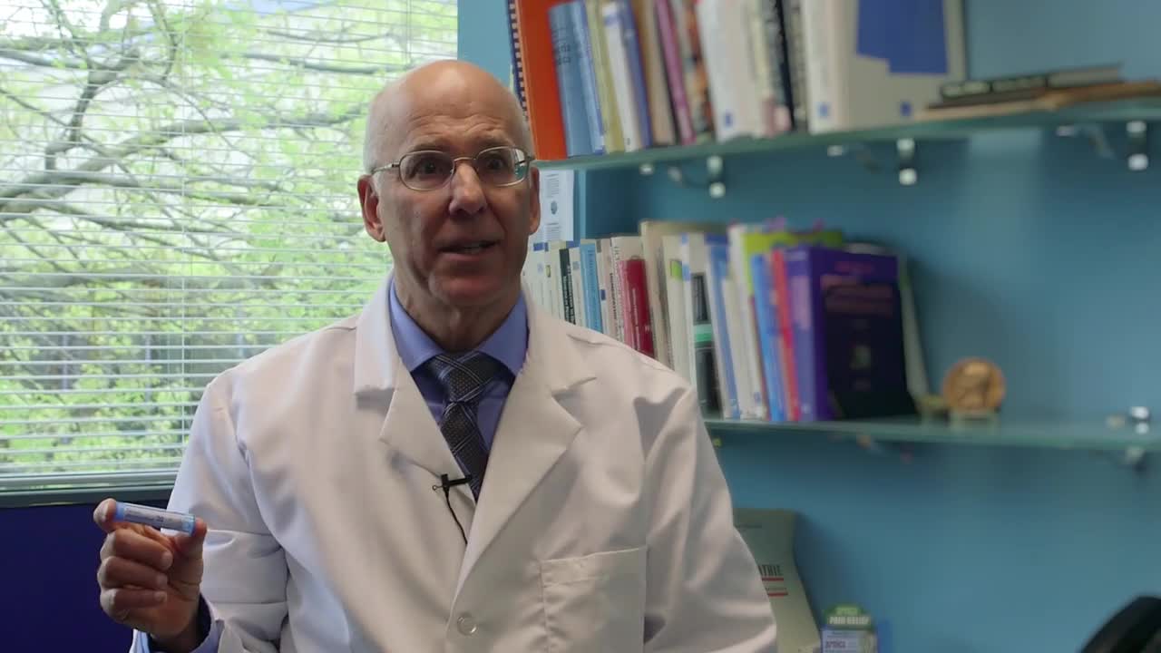 thumbnail video image 2 of Boiron Ferrum Phosphoricum 200CK, Homeopathic Medicine for Low Or Mild Fever, 80 Pellets, 2 of 11