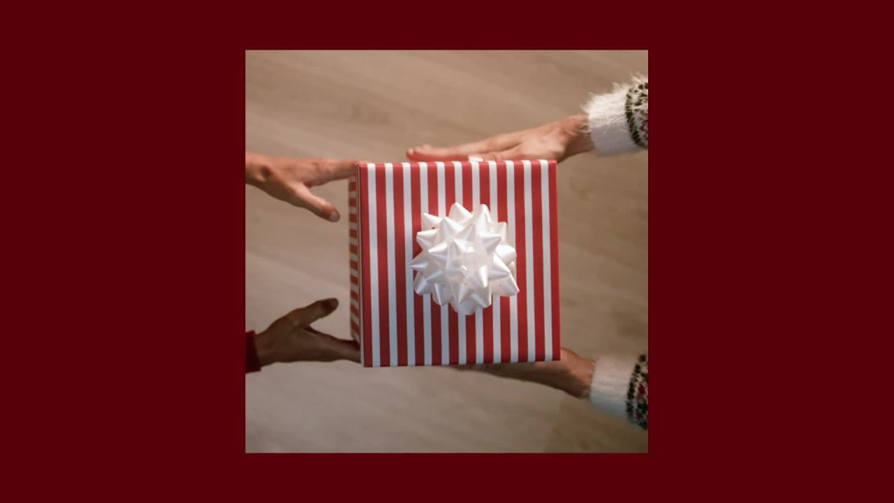 thumbnail video image 2 of Ghirardelli Peppermint Bark Snowmen, 5.7 oz Bag, 2 of 10