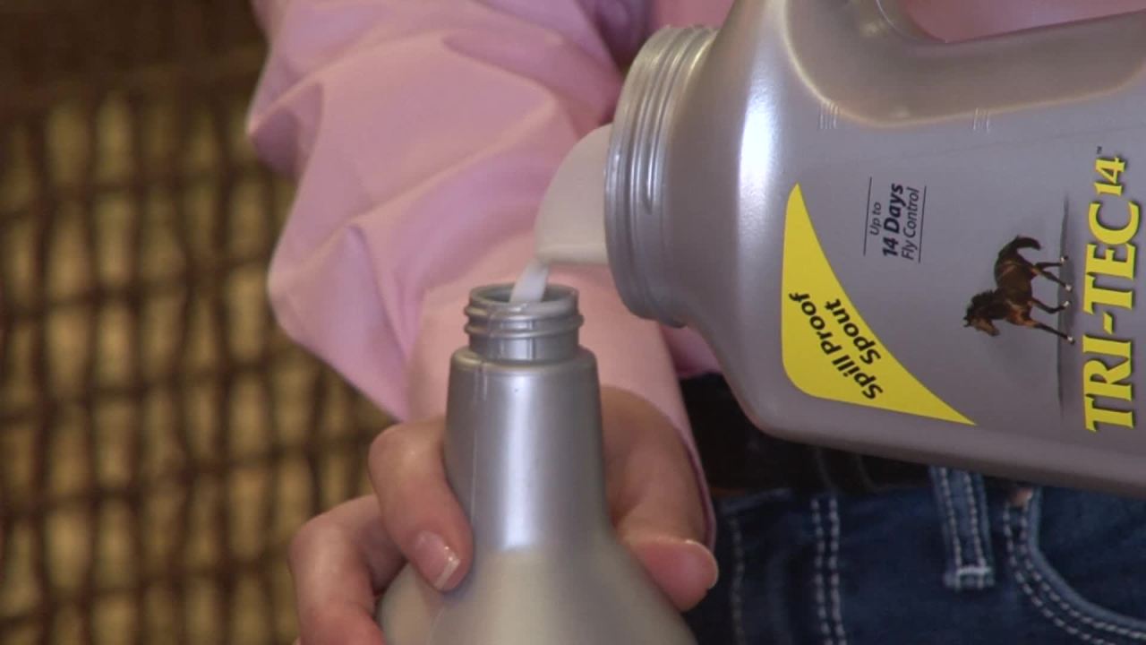 thumbnail video image 2 of Farnam Endure Sweat-Resistant Fly Spray for Horses 128 Fluid Ounces, 2 of 10