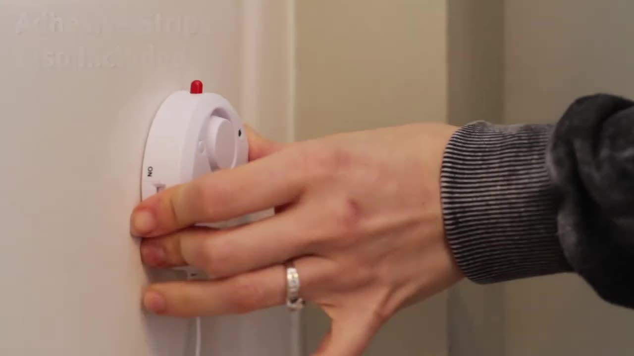 thumbnail video image 2 of SABRE Wireless Water Leak Flood Alarm Sensor with 110 dB Siren, New, 2 of 8