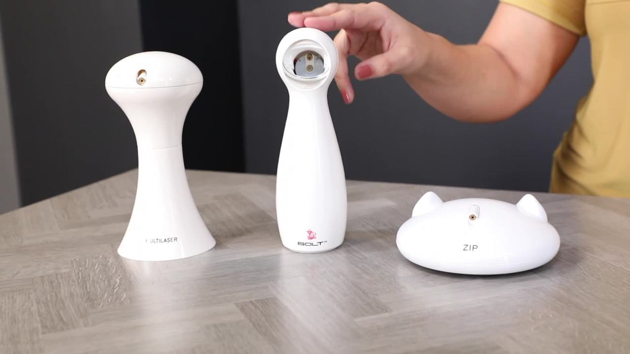 thumbnail video image 2 of Premier Pet Bolt Automatic Laser Cat Toy - Play and Exercise, 2 of 8