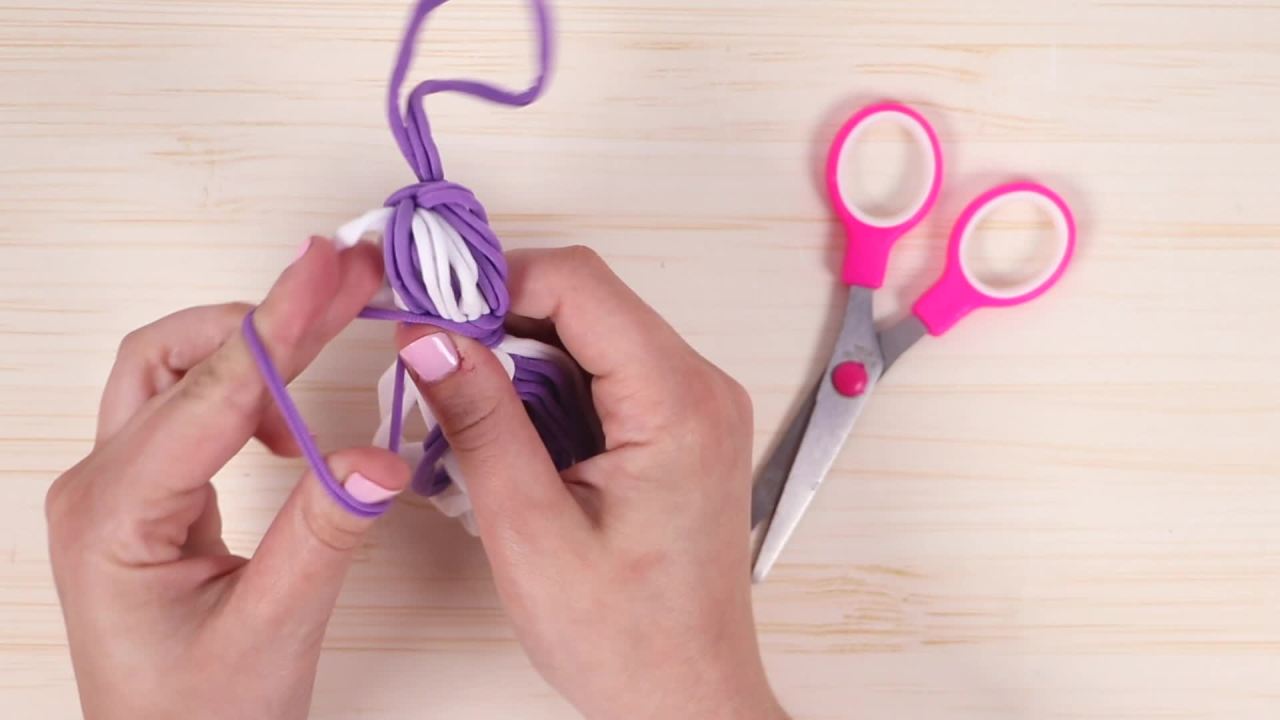 thumbnail video image 2 of Made by Me! Easy Step Multi-color Weaving Loom, Boys and Girls, Child, Ages 5+, 2 of 7