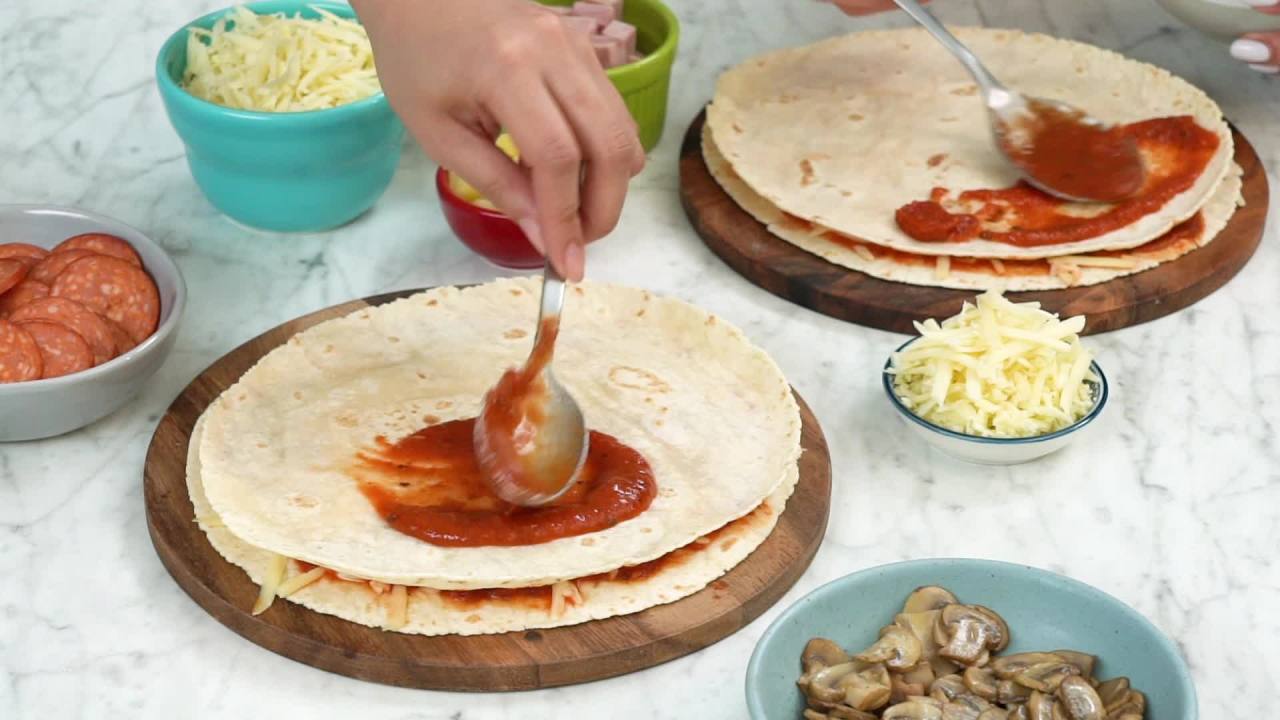 thumbnail video image 2 of Mission Gluten Free Original Flour Tortillas, Soft Taco Size, 6 Count, 2 of 13