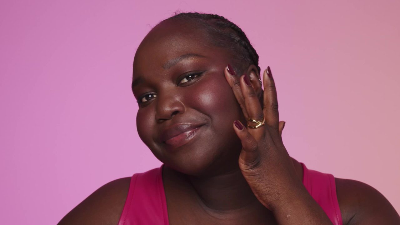 thumbnail video image 2 of Revlon Illuminance Gel Serum Blush, Lightweight, Pink Blush, 110 Enchanting Mauve, 0.37 fl oz, 2 of 11