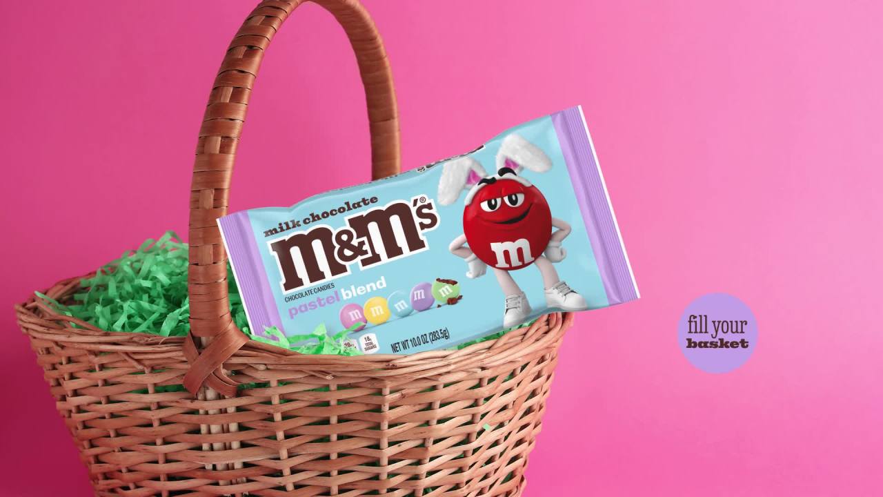 thumbnail video image 2 of M&M's Milk Chocolate Pastel Blend Easter Candy - 10 oz Bag, 2 of 15