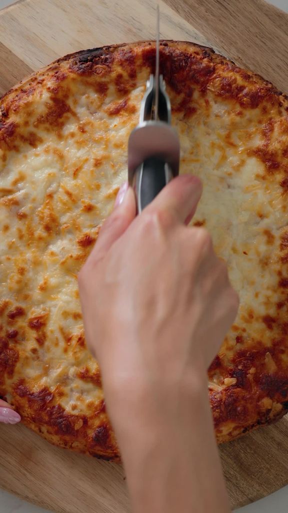 thumbnail video image 2 of Freschetta Four Cheese Medley Gluten Free Thin Crust Frozen Pizza, 17.5 oz, 2 of 14