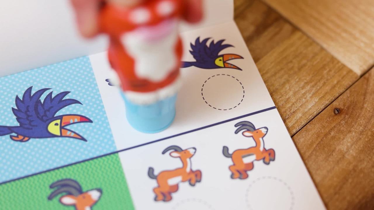 thumbnail video image 2 of Melissa & Doug Sticker WOW!™ 24-Page Activity Pad and Sticker Stamper, 300 Stickers, Arts and Crafts Fidget Toy Collectible Character – Tiger, 2 of 15