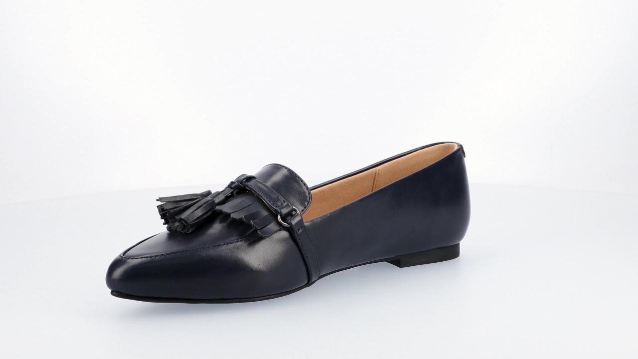 thumbnail video image 2 of Journee Womens Jannah Pointed Toe Tassel Comfort Loafer Flats, Widths Available, 2 of 10