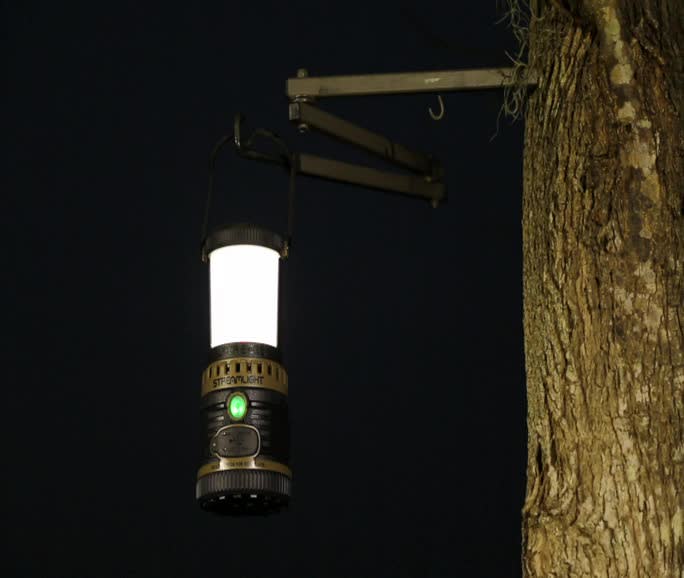 thumbnail video image 2 of Streamlight Super Siege Rugged Rechargeable Outdoor Lantern, 2 of 6
