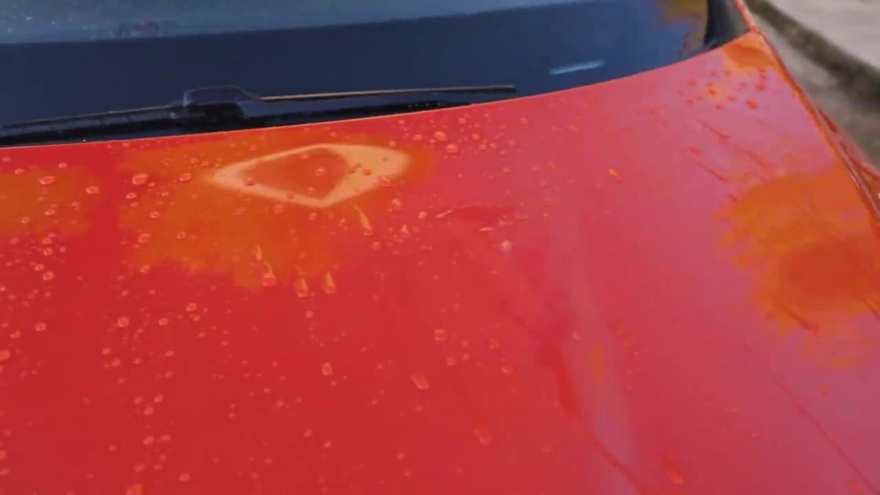 thumbnail video image 6 of Turtle Wax 53410 Hybrid Solutions Ceramic Wet Wax, 26 Ounce, 6 of 7