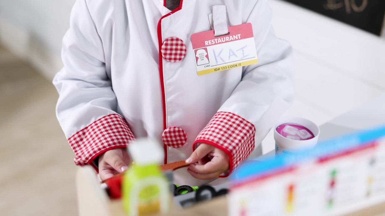 thumbnail video image 3 of Melissa & Doug Wooden Slice & Stack Sandwich Counter with Deli Slicer – 56-Pieces - FSC Certified, 3 of 11