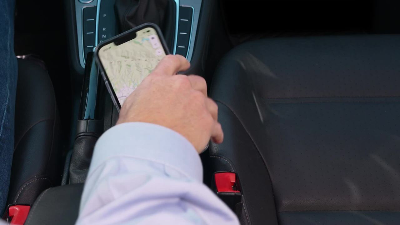 thumbnail video image 2 of Scosche MP2CUP2M-SP MagicMount Pro 2 Magnetic Cup Universal Phone Mount for the Car Black, 2 of 8