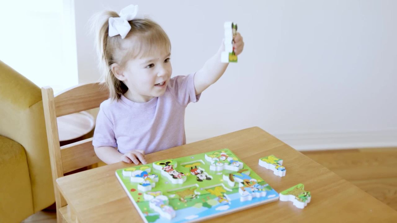 thumbnail video image 2 of Melissa & Doug Disney Mickey Mouse Wooden Chunky Puzzle (8 pcs), 2 of 10