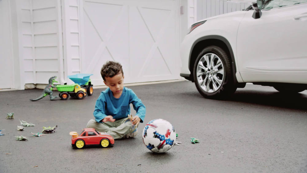 Chicco MyFit Zip Harness and Booster Car Seat Nightfall (Black