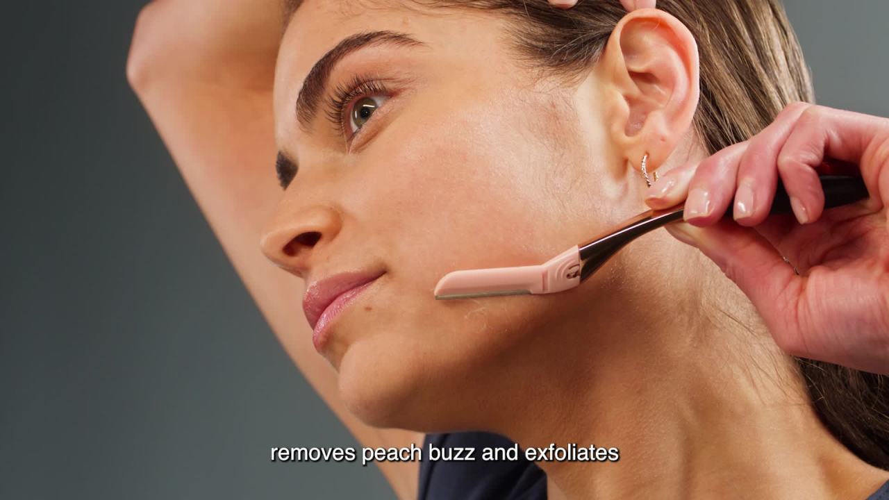 thumbnail video image 2 of Schick Hydro Silk Dermaplaning Wand, Exfoliating Women's Face Razors, Includes 1 Dermaplaning Tool & 6 Refill Blades, 2 of 3