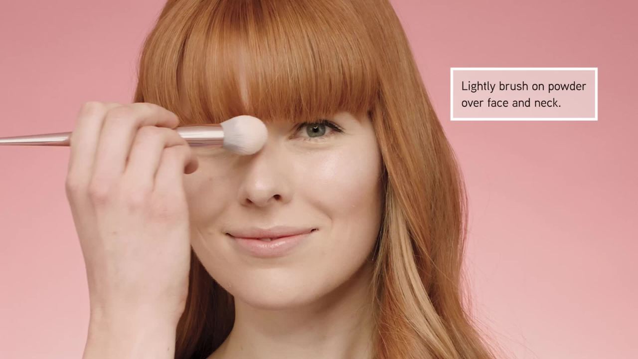 thumbnail video image 3 of Physicians Formula Diamond Dust Highlighter Makeup, Starlit Glow, 0.2 oz, 3 of 11