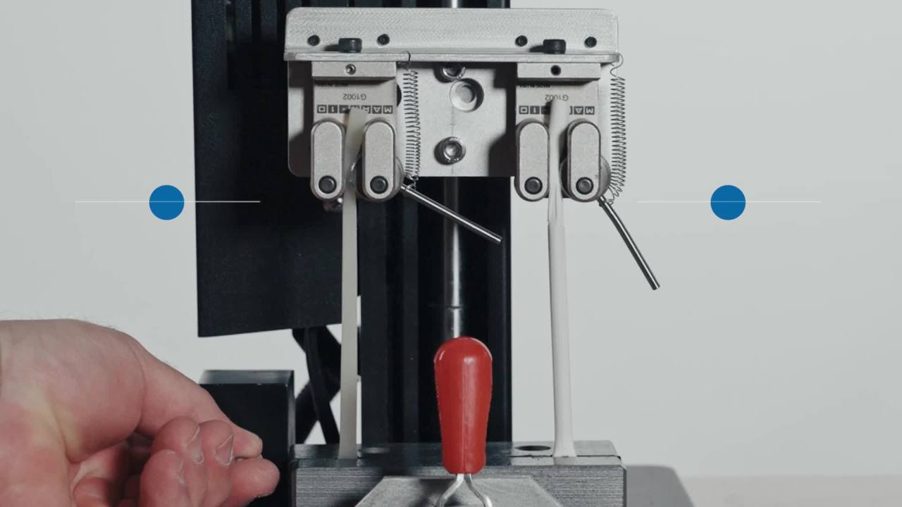 thumbnail video image 2 of GE Advanced Silicone Kitchen & Bath Sealant, Pack of 1, Clear 2.8 fl oz Tube, 2 of 12