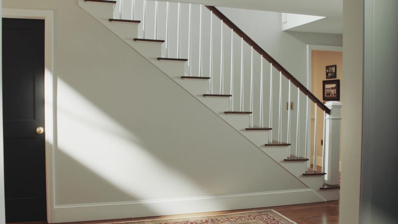 thumbnail video image 2 of GE Seal And Fill Multipurpose Window & Door, Pack of 1, Clear 10 fl oz Cartridge, 2 of 15