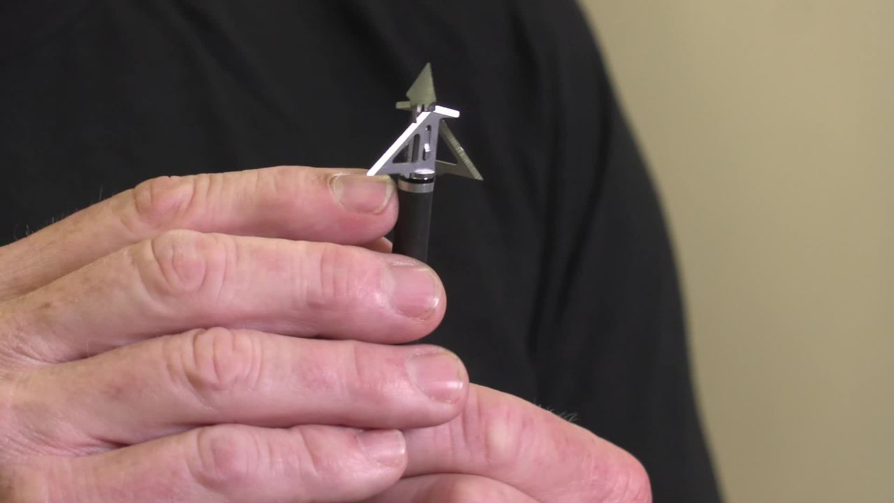 thumbnail video image 2 of SIK F3CB Fixed Blade Crossbow Broadhead, 2 of 8
