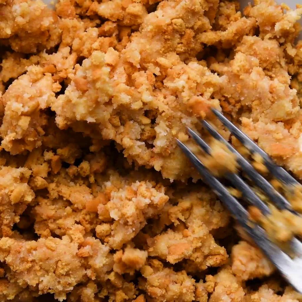 thumbnail video image 2 of Pepperidge Farm Goldfish Grahams Vanilla Cupcake Baked Grahams, 6.6 oz Bag, 2 of 12