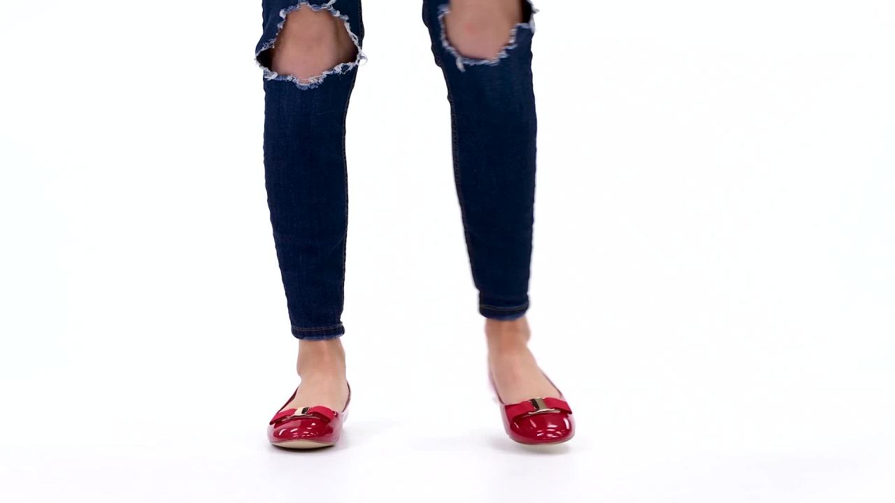 thumbnail video image 2 of Journee Womens Kim Slip On Round Toe Ballet Dress Flats, 2 of 10