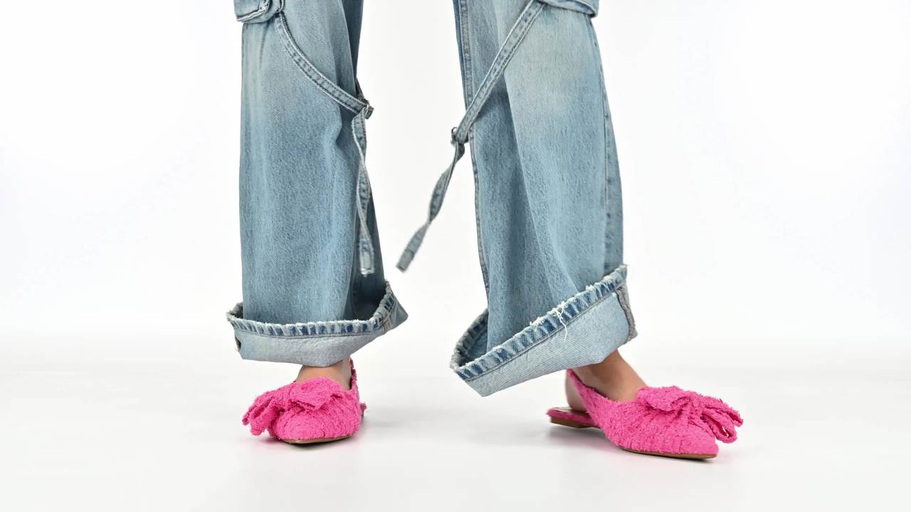 thumbnail video image 2 of Journee Womens Sabbrina Sling Back Pointed Toe Flats, 2 of 10