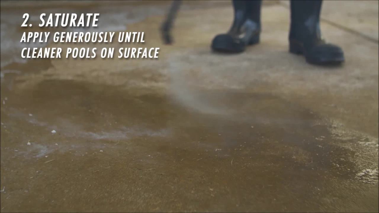 thumbnail video image 2 of 30 SECONDS Outdoor Cleaner For Stains From Algae, Mold and Mildew 2.5 Gallon Concentrate, 2 of 11