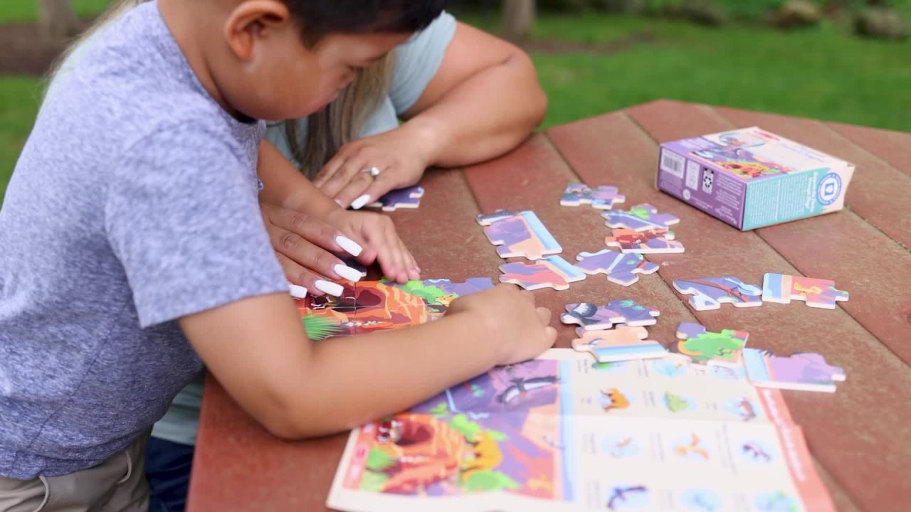 thumbnail video image 2 of Melissa & Doug Grand Canyon National Park Wooden Jigsaw Puzzle – 24 Pieces, Animal and Plant ID Guide - FSC Certified, 2 of 11