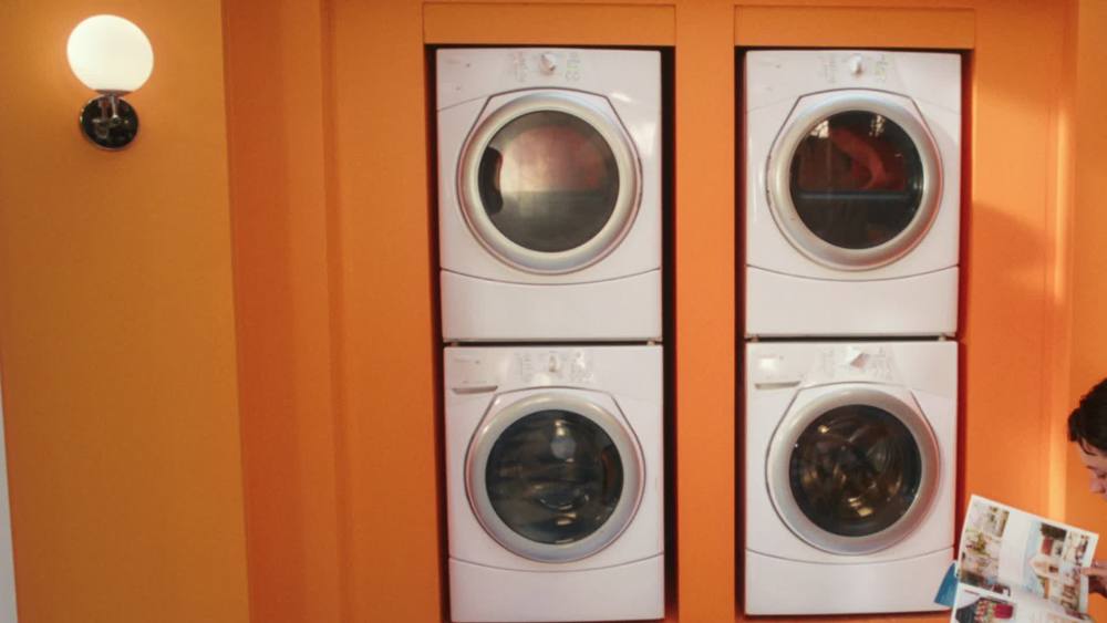 thumbnail video image 2 of ARM & HAMMER Power Sheets Laundry Detergent, Fresh Breeze, 60 Count, Up to 120 Small Loads, 2 of 14