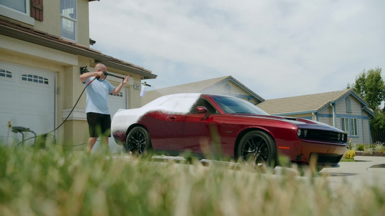 thumbnail video image 2 of Armor All Snow Foam Car Wash - 50 FL OZ, 2 of 11