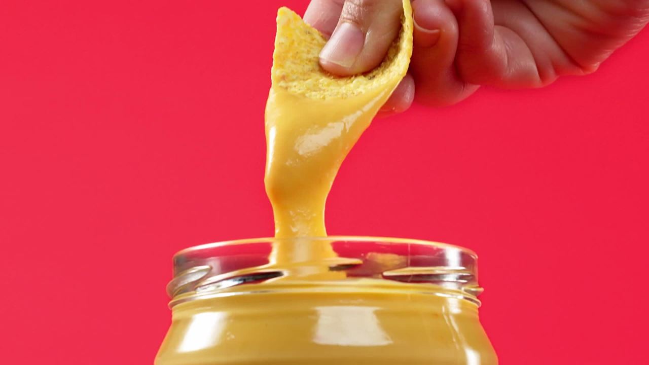 thumbnail video image 2 of Velveeta Queso Con Salsa Cheese Dip, 15 oz Jar, Shelf-Stable, 2 of 17