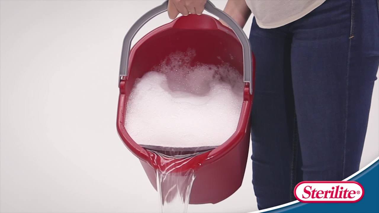 thumbnail video image 2 of Sterilite 16 Qt. Dual Spout Pail Classic Red, 2 of 6