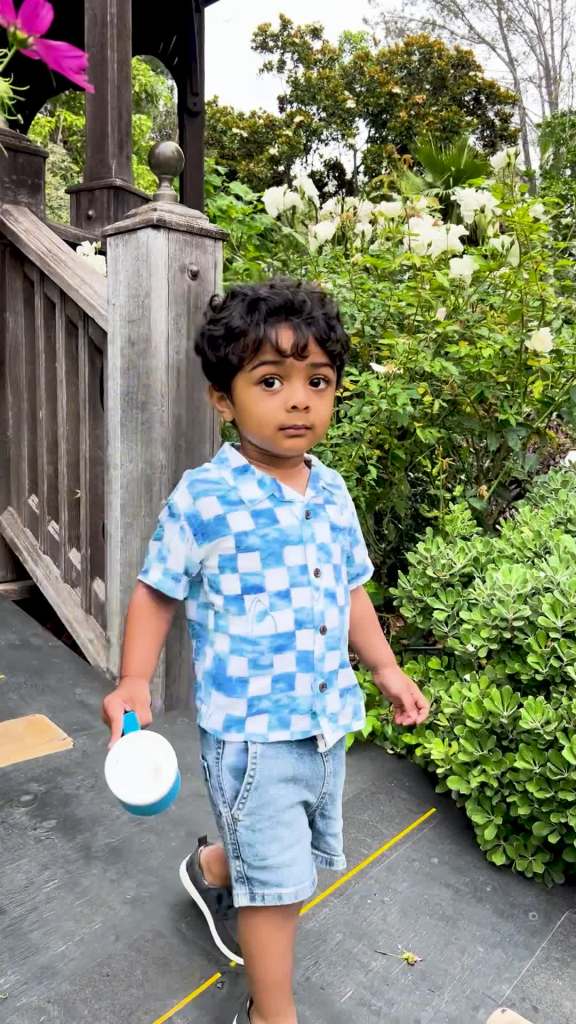 thumbnail video image 2 of Infantino My 1st Tumbler – Adorable 9 oz. Training Cup with Toddler-Friendly Straw and Handle, Aqua, 2 of 10