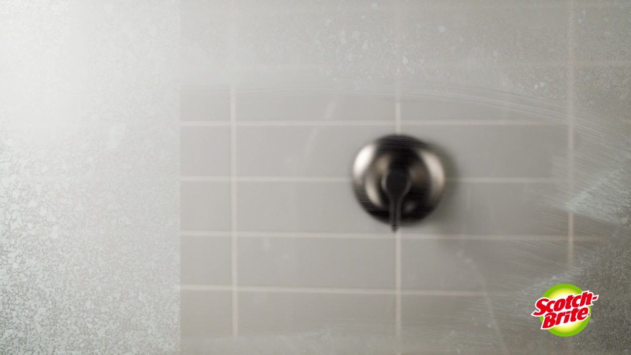 thumbnail video image 2 of Scotch-Brite Swift Scrub Bathroom Buildup Remover, 3.8 in x 4.5 in, 2 Scrubbers, 2 of 13