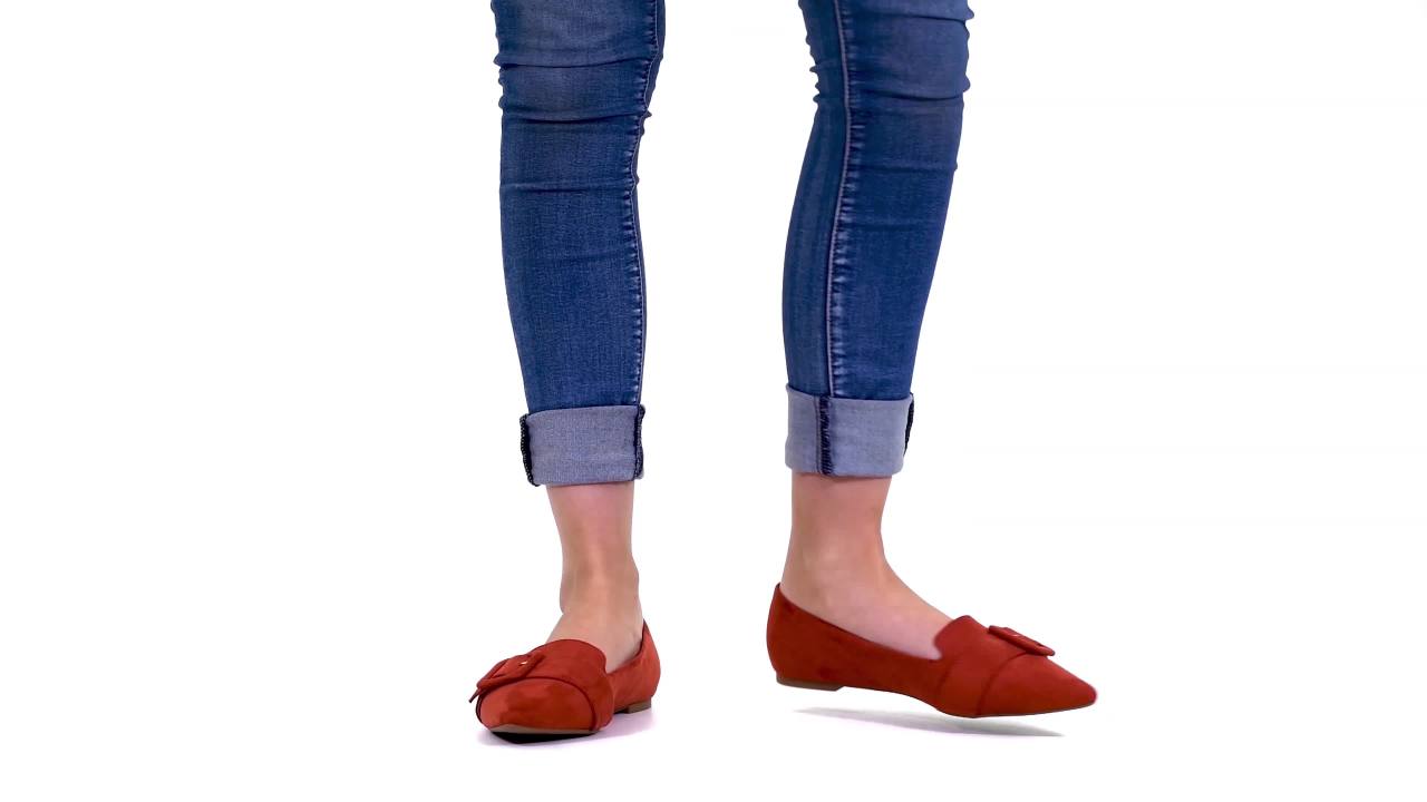 thumbnail video image 2 of Journee Womens Audrey Slip On Pointed Toe Loafer Dress Flats, 2 of 10