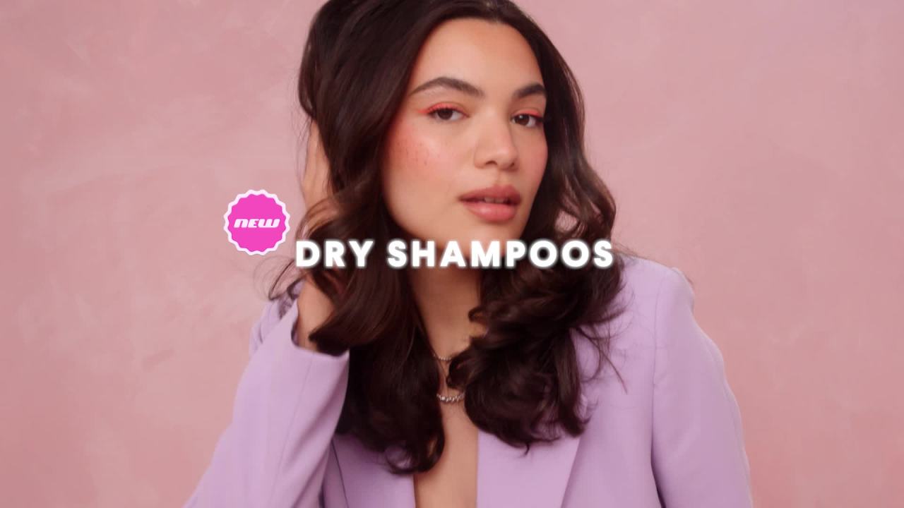 thumbnail video image 3 of MONDAY Haircare Brunette Dry Shampoo with Keratin, Oil-Absorbing Ideal for Darker Hair 200 ml, 3 of 12