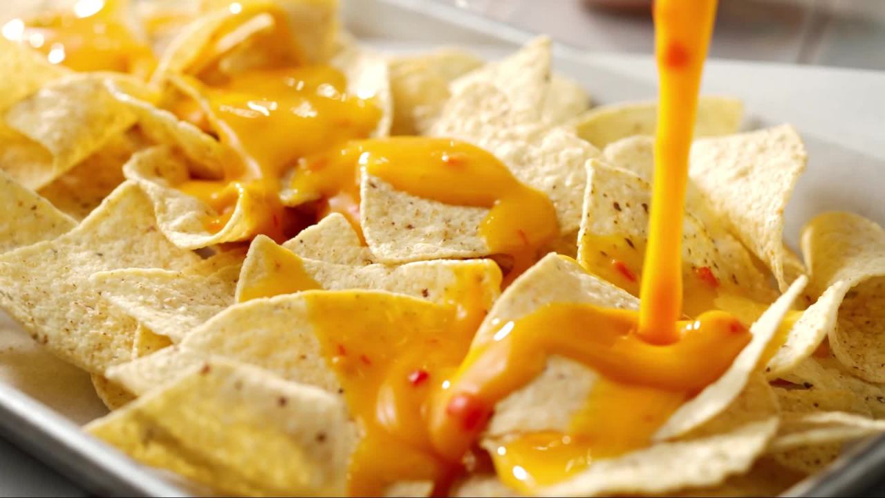 thumbnail video image 2 of Campbell's Condensed Spicy Nacho Cheese Soup, 10.75 oz Can, 2 of 14