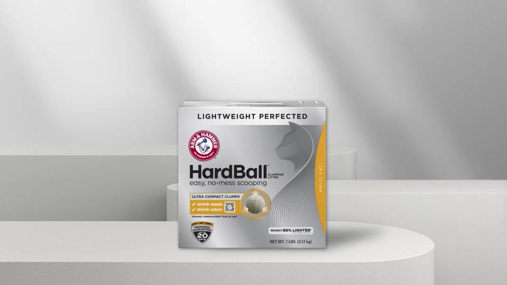 thumbnail video image 2 of ARM & HAMMER HardBall Lightweight Cat Litter, Multi-Cat No-Mess Scoopable Clumping Litter, 10.5 lb, 2 of 13
