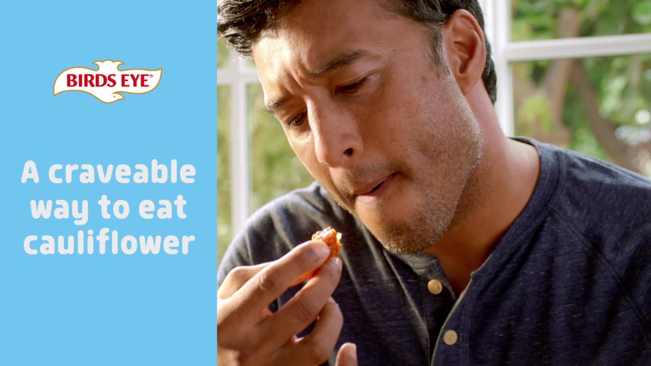 thumbnail video image 2 of Birds Eye Buffalo Style Cauliflower Wings, Frozen Sides, 13.5 oz. Bag, 2 of 9