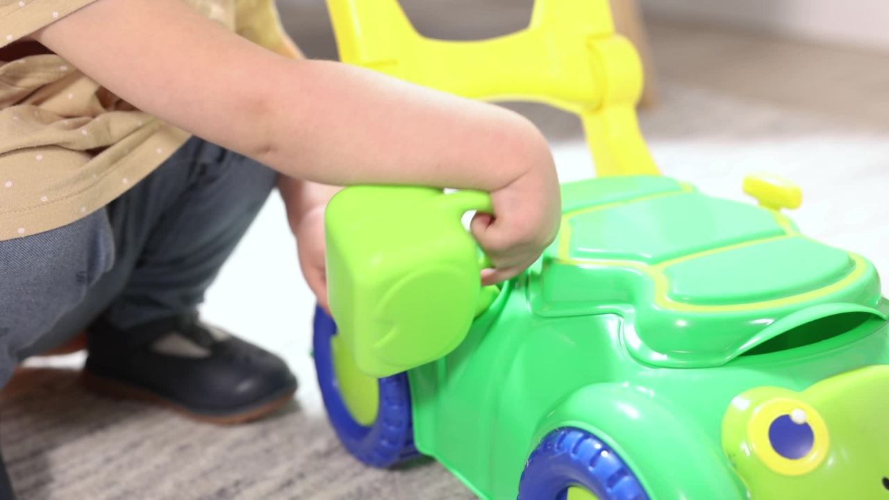 thumbnail video image 2 of Melissa & Doug Sunny Patch Snappy Turtle Lawn Mower - Pretend Play Toy for Kids, 2 of 10