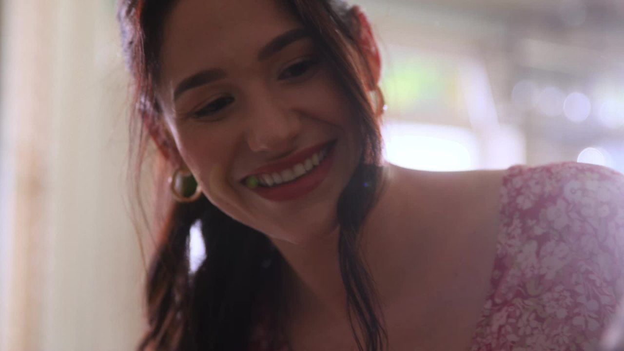 thumbnail video image 2 of Graco Ready2Dine DLX Infant Toddler Highchair, Linden, 1 Count, 2 of 9