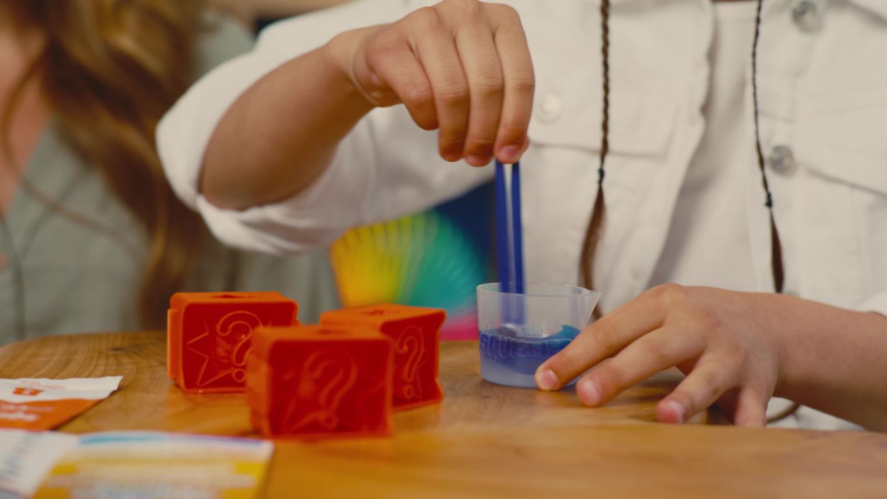 thumbnail video image 2 of Elmer's Squishies Minis, DIY Miniature Squishy Toys, Arts and Crafts for Kids, Creates 6 Zoo Characters, 2 of 7