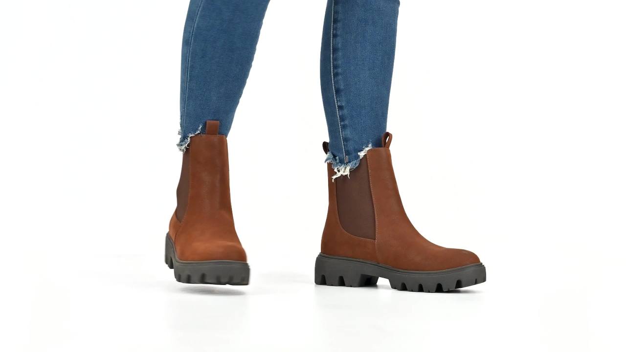 thumbnail video image 2 of Journee Womens Ivette Pull On Block Heel Booties, 2 of 10