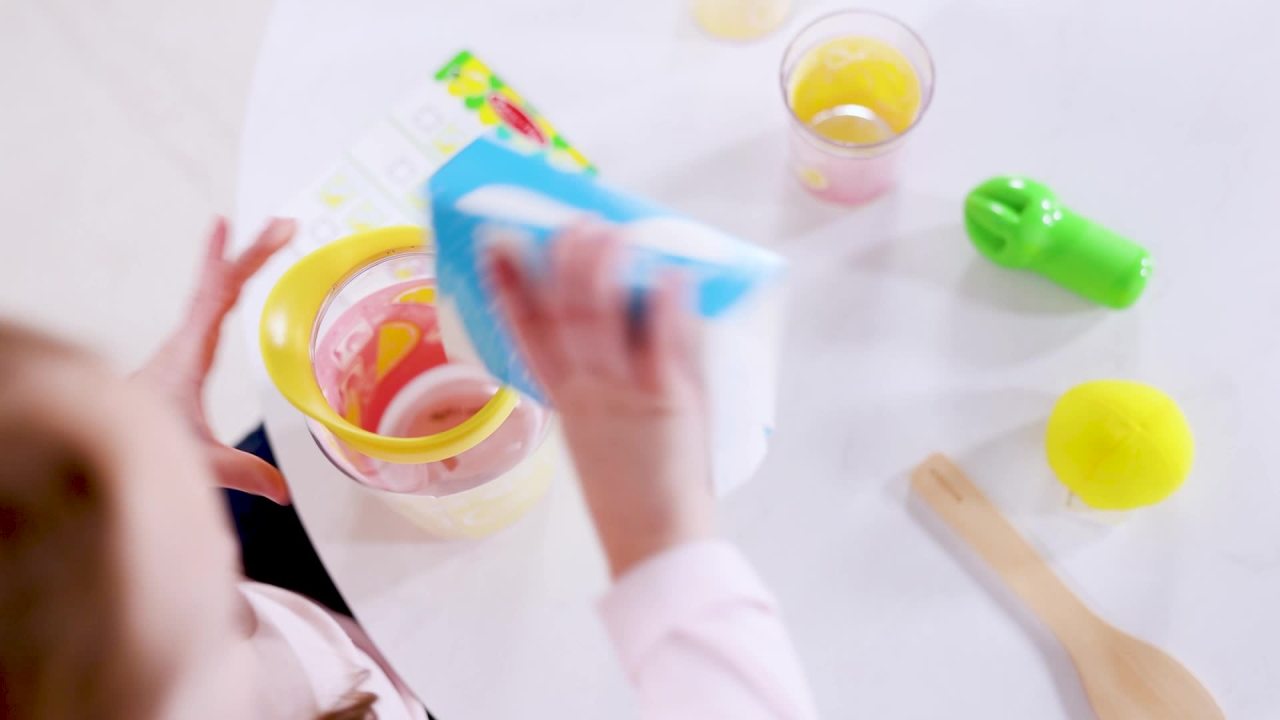 thumbnail video image 3 of Melissa & Doug Lemonade Pretend Play Food and Drink Toy for Toddlers, Preschoolers, and Kids Ages 3+ - FSC Certified, 3 of 11
