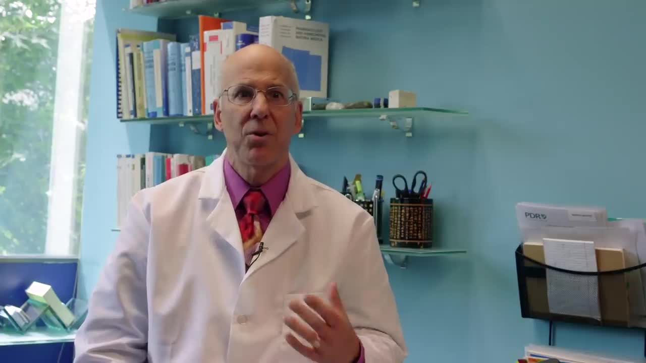 thumbnail video image 2 of Boiron Ruta Graveolens 30C, Homeopathic Medicine for Eye Strain Due To Computer Use Or Artificial Lights, 80 Pellets, 2 of 11