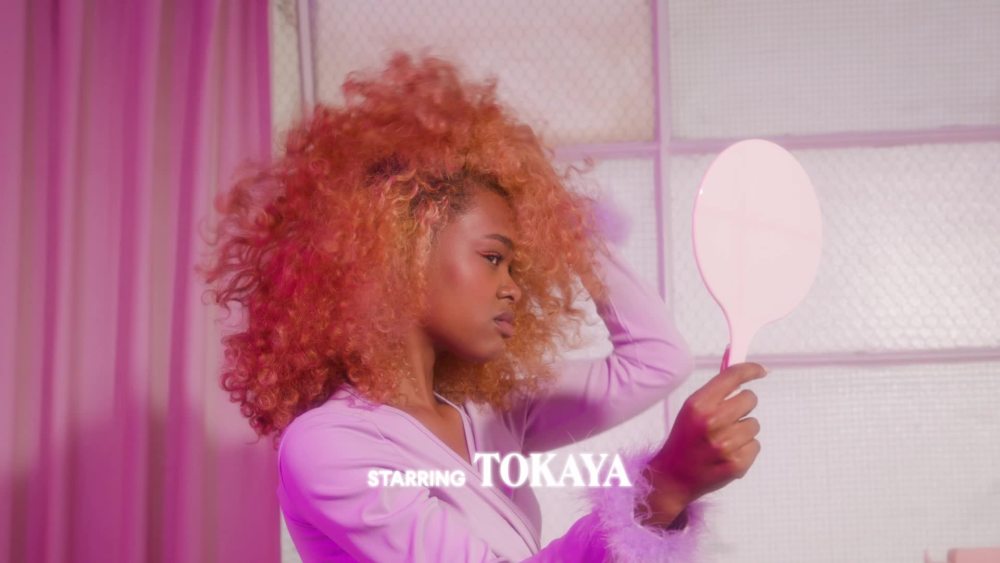 thumbnail video image 2 of MONDAY Haircare SMOOTH Conditioner with Wheat Protein, Coconut Oil & Avocado Oil for Frizz-Prone Hair 354 mL, 2 of 12