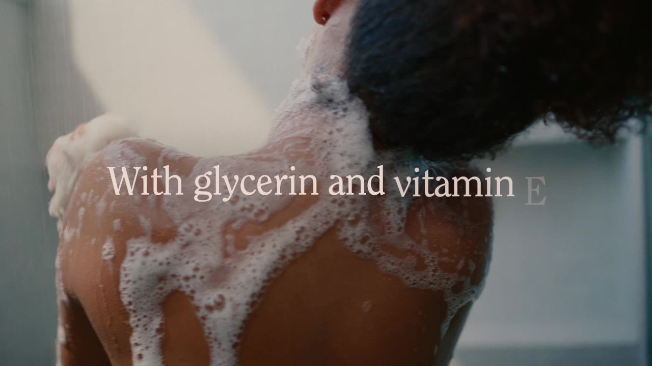 thumbnail video image 3 of Suave Strawberry Delight Uplifting Body Wash, with Glycerin & Vitamin E, 18 oz, 3 of 10