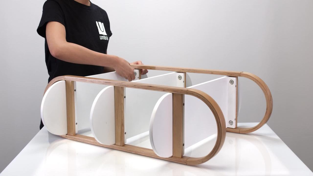 thumbnail video image 2 of Umbra Bellwood Wall Shelf, 2 of 7