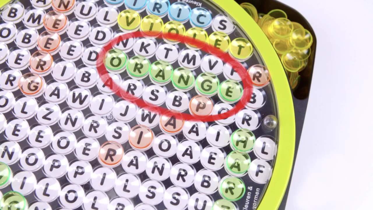 thumbnail video image 2 of Wordsearch by Goliath Games, 2 of 5