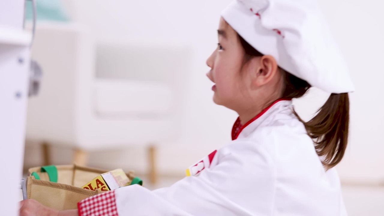 thumbnail video image 2 of Melissa & Doug Chef Role Play Costume Dress -Up Set with Realistic Accessories, 2 of 10